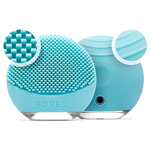 FOREO LUNA go Portable and Personalized Facial Cleansing Brush for Oily Skin