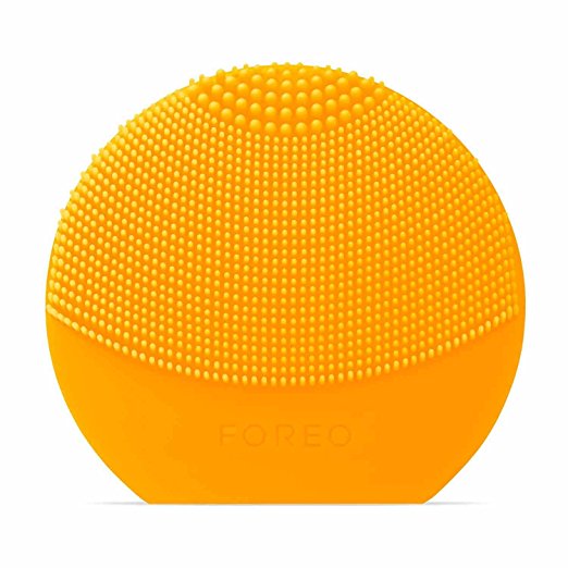 FOREO LUNA play plus Portable Facial Cleansing Brush