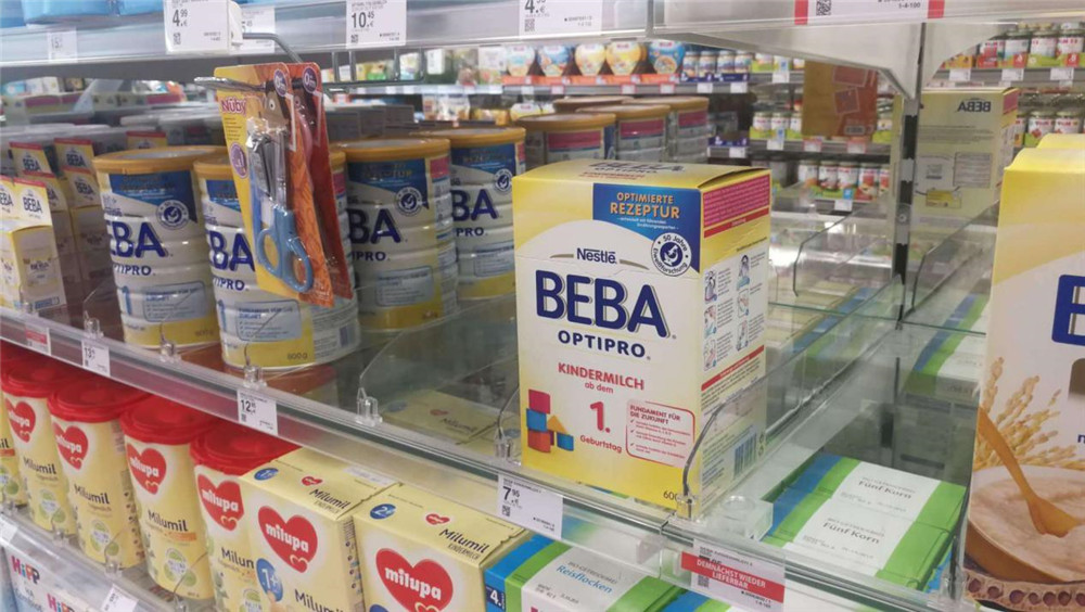 德国境内超市BEBA HA 3及Pre奶粉热卖断货2